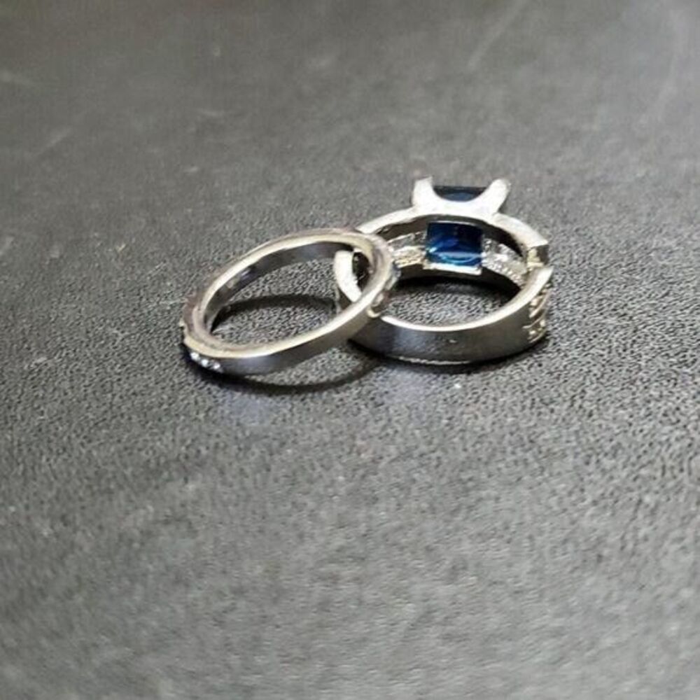 Silver tone blue double ring set - Picture 5 of 9